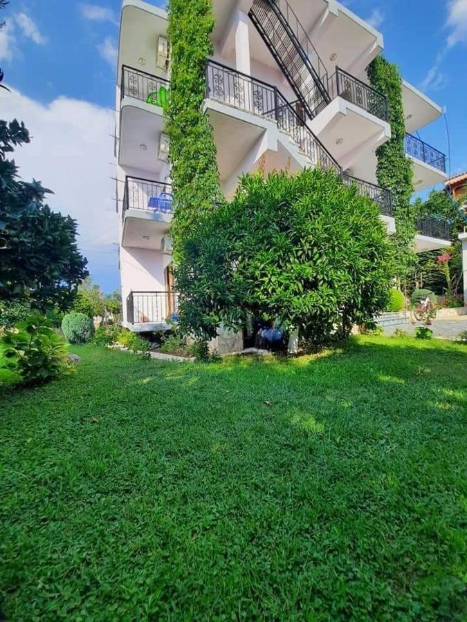Green Apartments Ksamil Luaran gambar